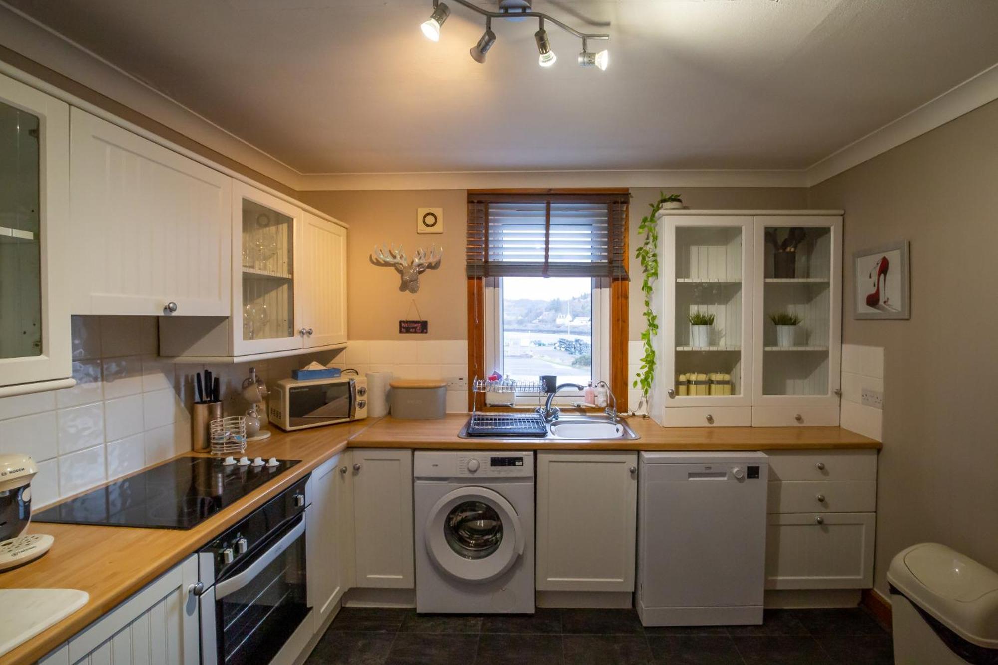 2 Wheelhouse Apartments Lochinver Exterior foto